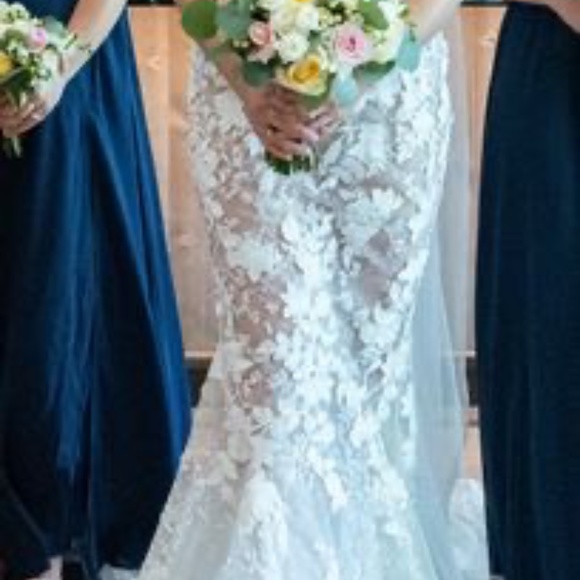 Milla Nova Wedding Dress - Picture 9 of 10